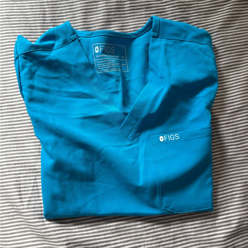 WOMENS CATARINA SCRUB TOP EXTREME BLUE SMALL